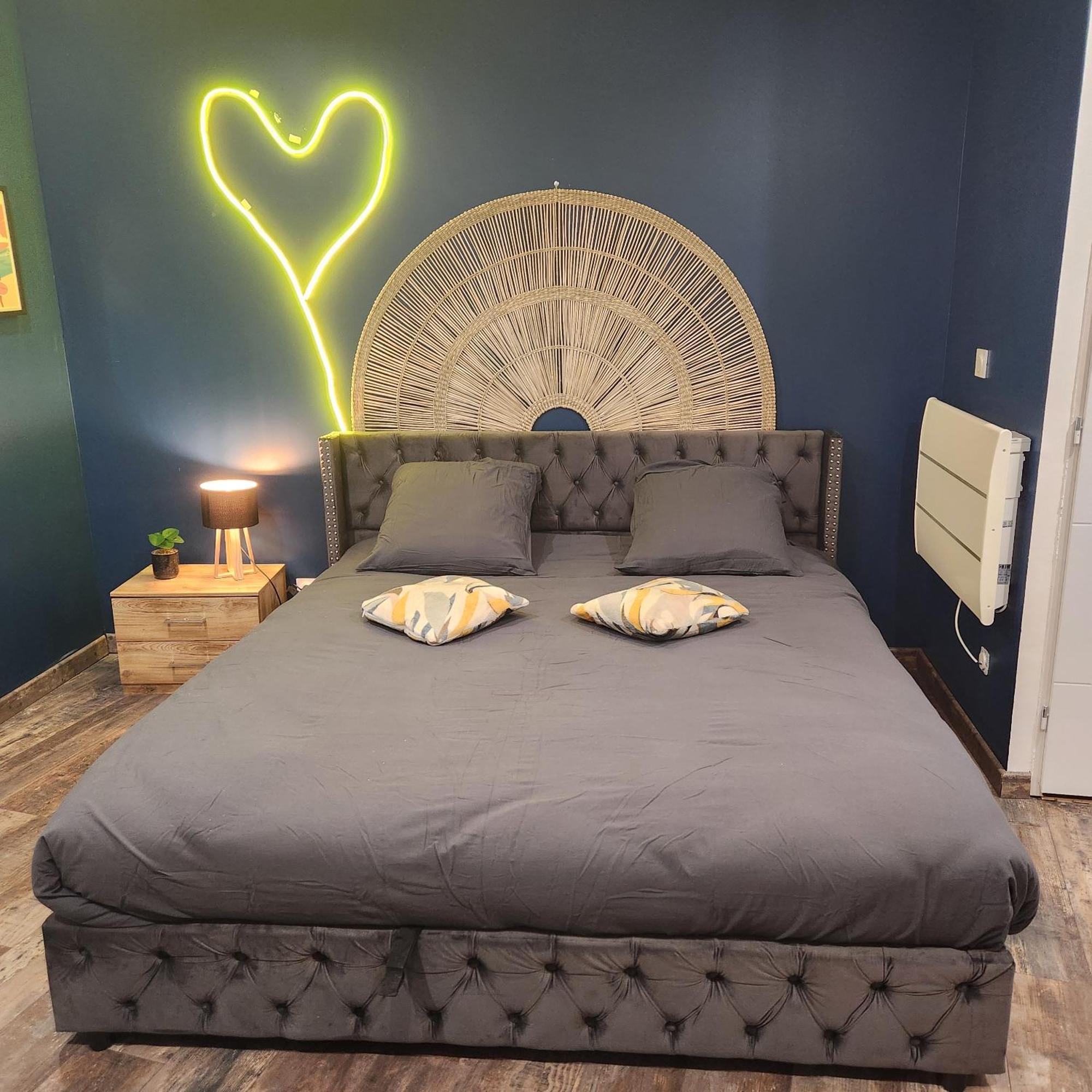 Loveroom Pau Eksteriør bilde